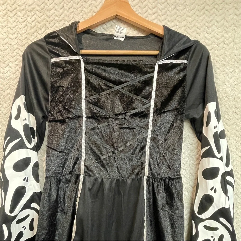 Black & white Velvet Scream Ghostface‎ Hooded costume Youth XL